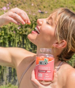 cbdfx photo lifestyle gummies womens mar 
